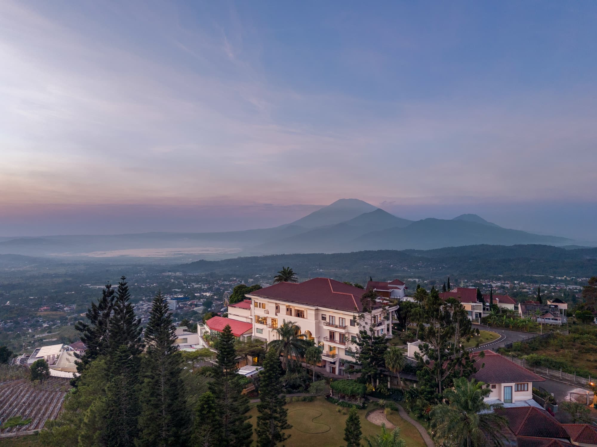 Kesejukan Lereng Gunung Ungaran